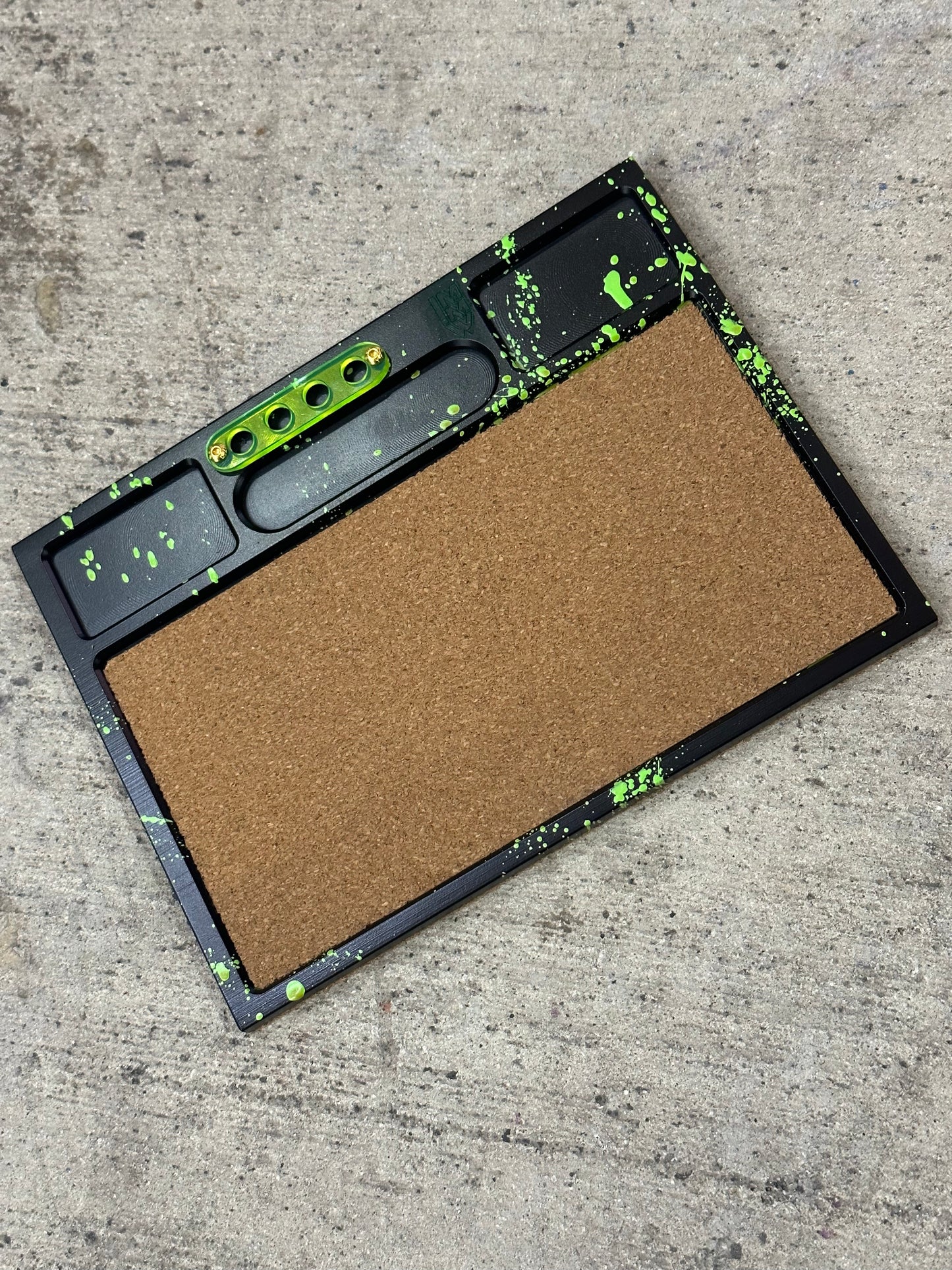 Halloween Green Splatter Bali Board